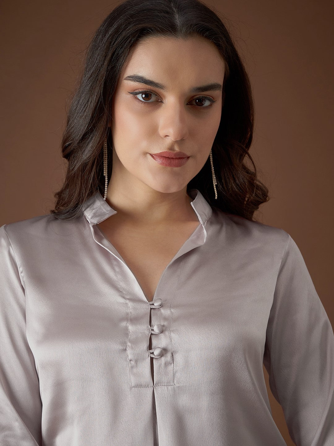 Box Pleat Shirt with pants in Silver Color