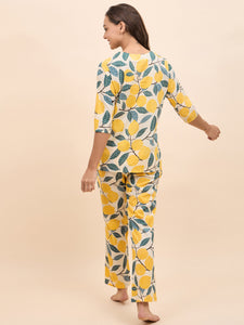 Kurta Pyjama Set in Yellow Lemon Print