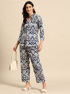 Box Pleat Shirt with flare plants in Blue Ikkat Print
