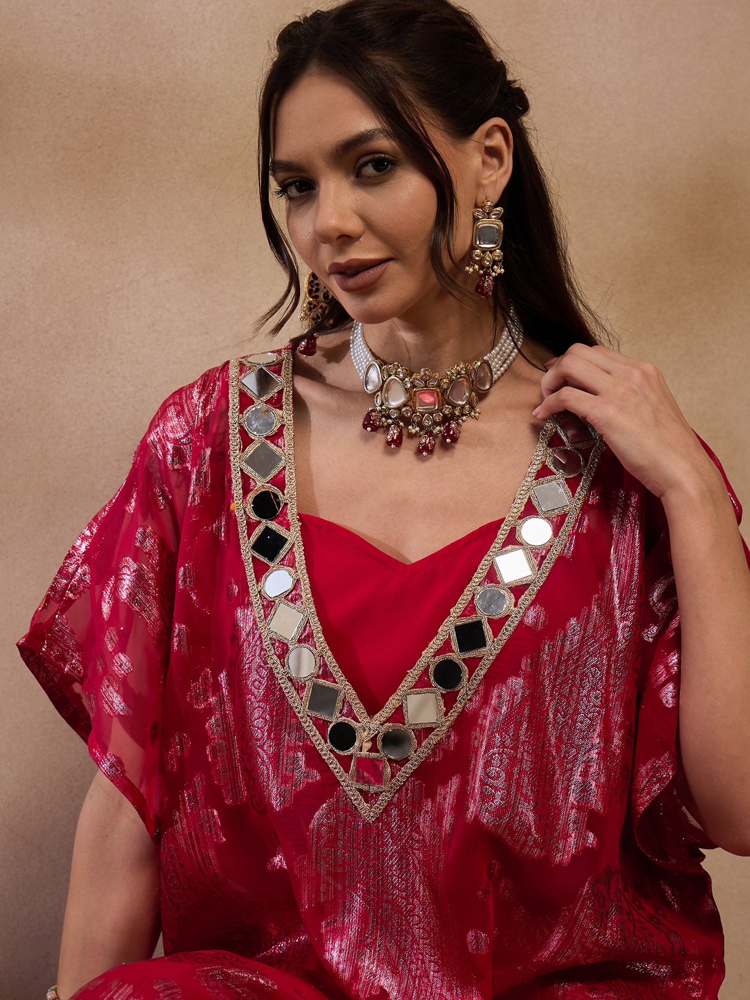 Kaftan with pants in Red Color