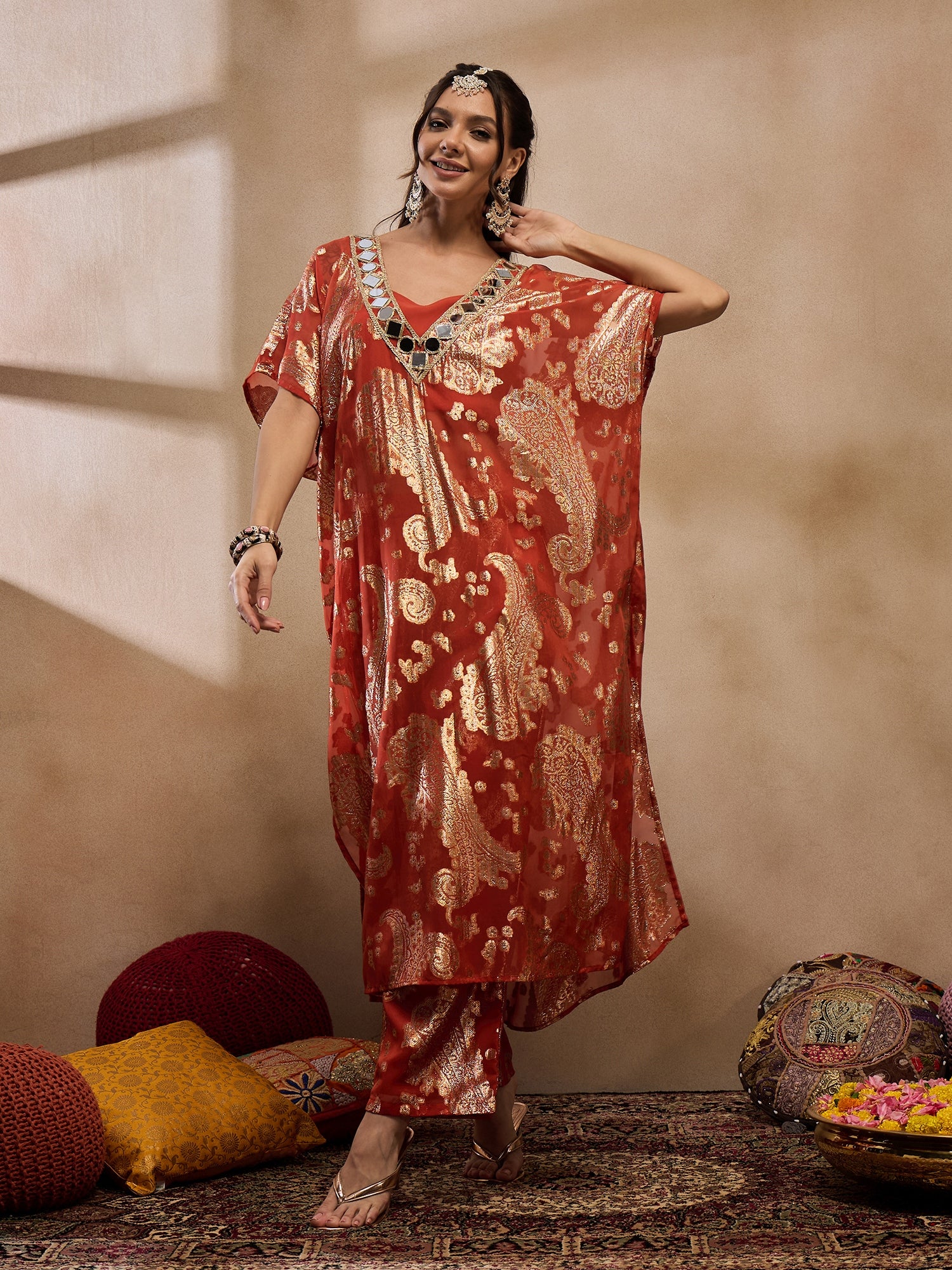 Kaftan with pants in Rust Color