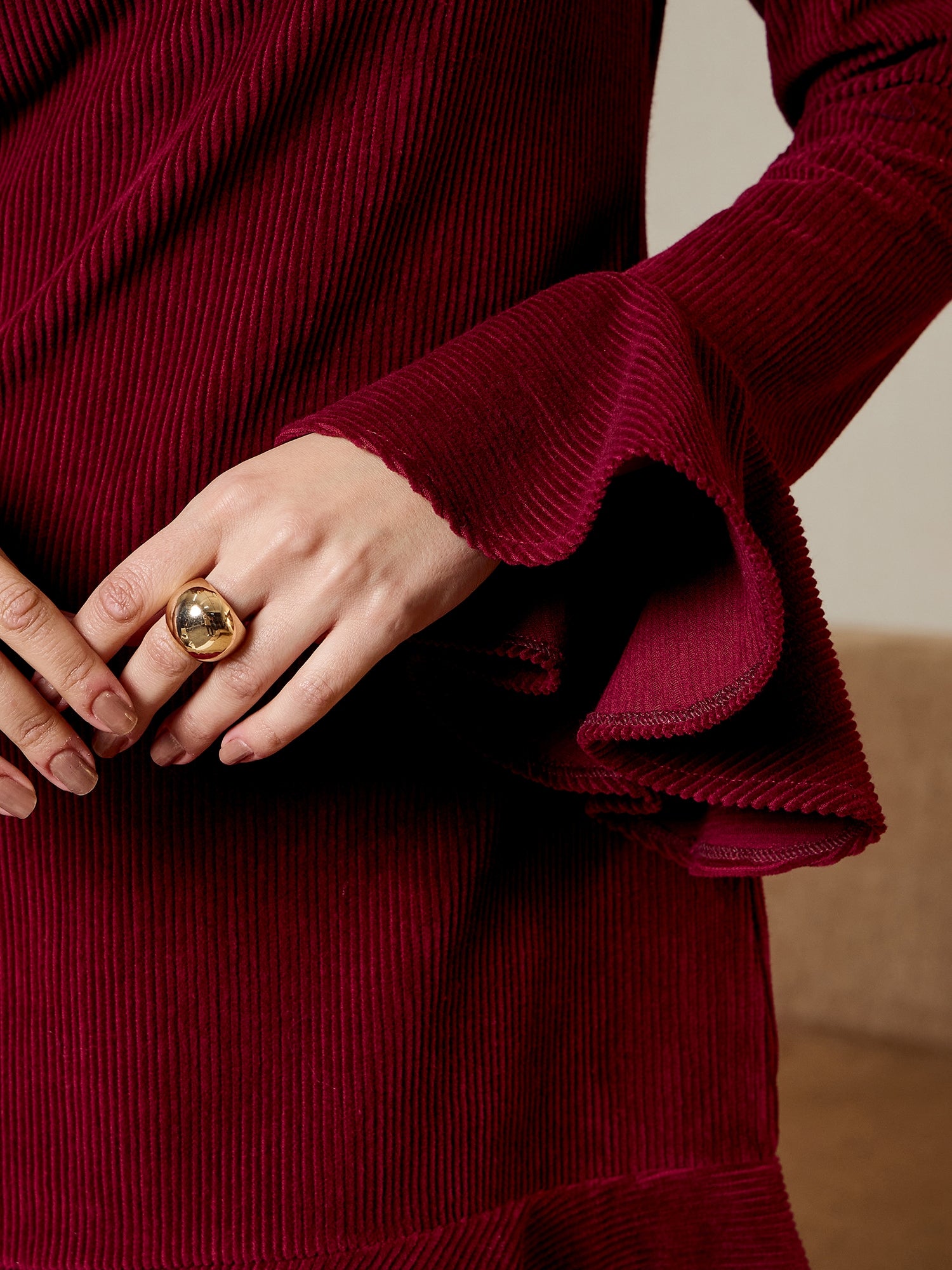 High neck mini dress  in Burgundy corduroy