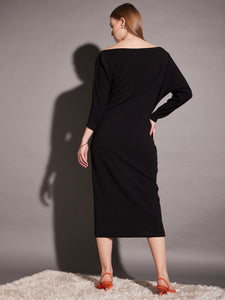 Drop shoulder fitted midi dress in Black Color