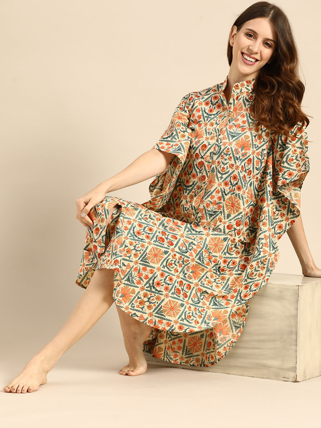 Kaftan with pockets in Floral Block Print