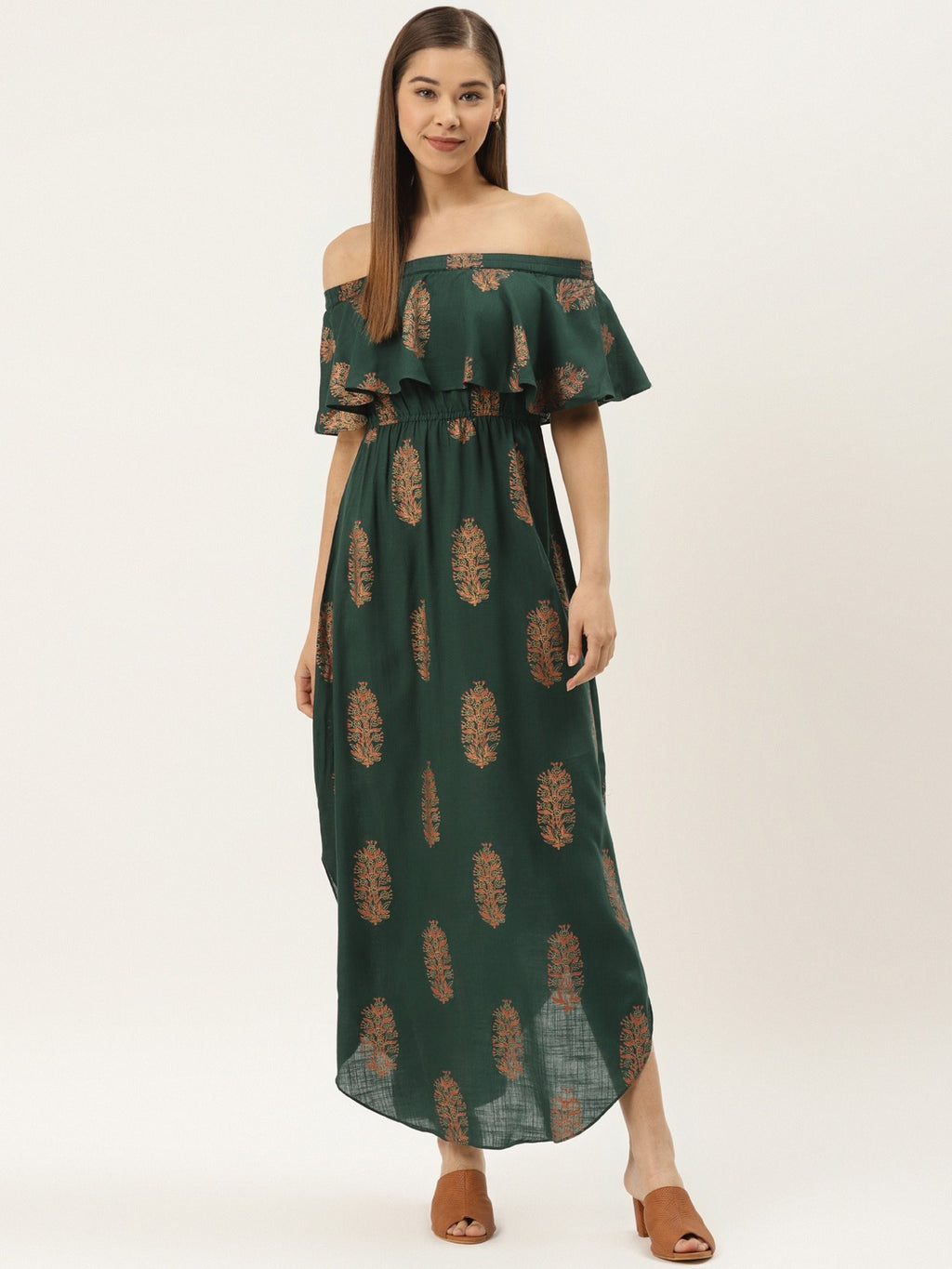 Off shoulder Flare yoke and U hem maxi dress in bottle green