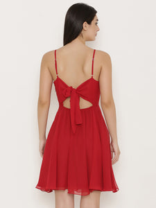 Back knot short skater Dress in Red