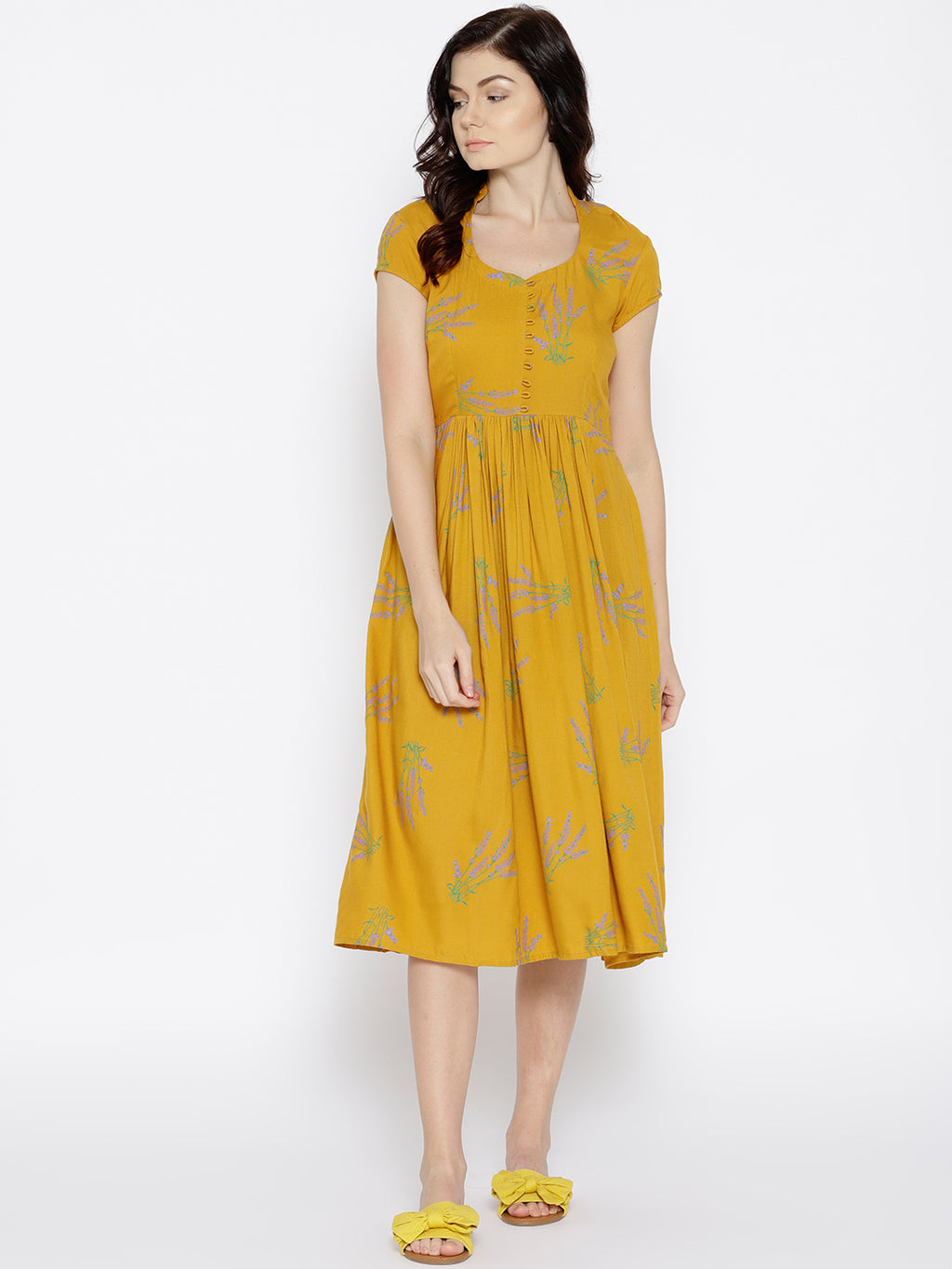 Midi pleated dress with lavender print on Mustard