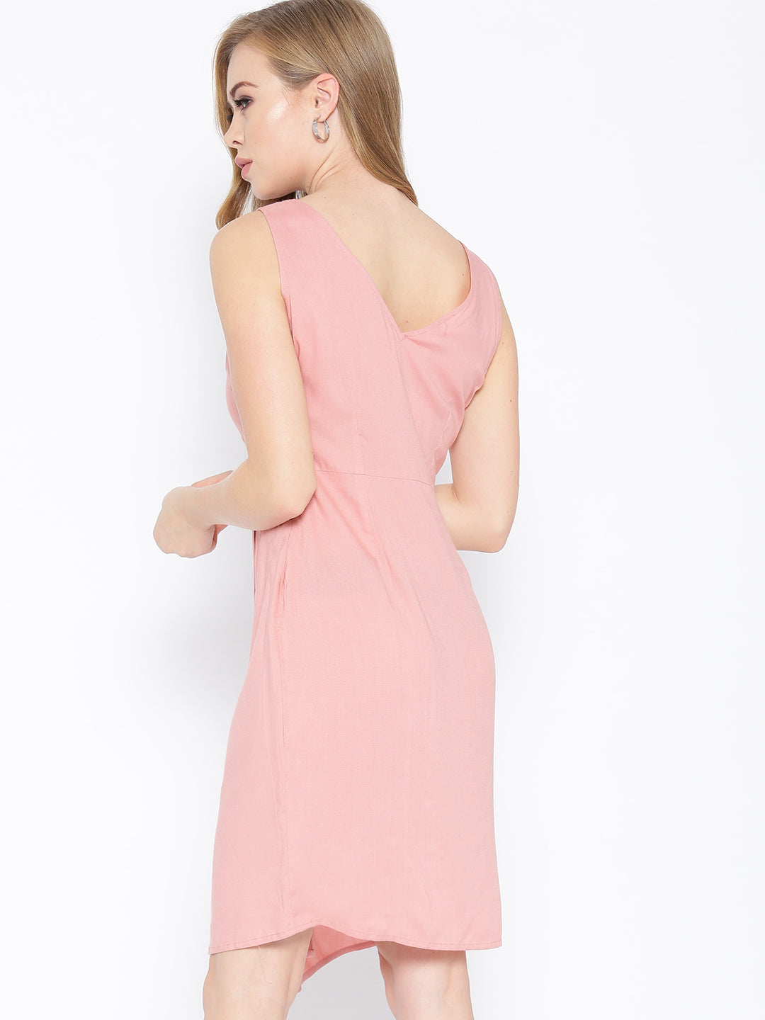 Slim Fit Dress with four buttons in Dusty Pink